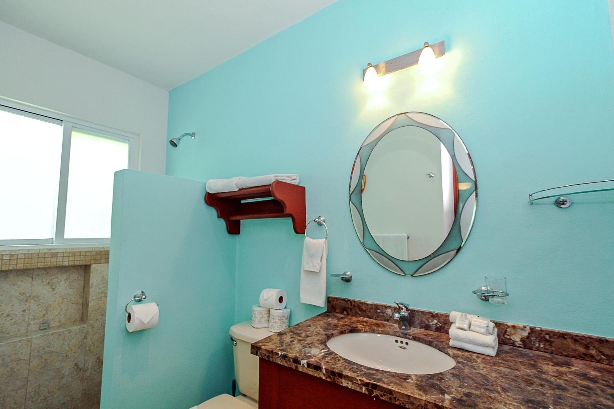 With 4 Bedrooms A Few Steps From The - Playacar - Vista Del Mar Villa